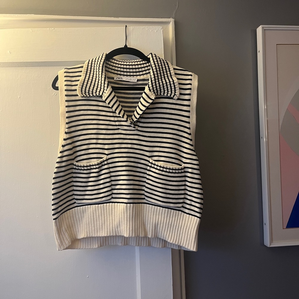 Zara Black and White Striped Knit Sleeveless Top Vest